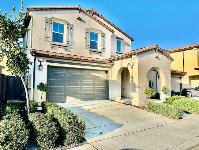 4422 Horizon Dr in Madera, CA - Building Photo - Building Photo