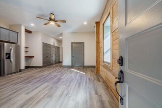 34 Depot St in Hartwell, GA - Building Photo - Building Photo