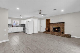 3800 Pine St in Cocoa, FL - Building Photo - Building Photo