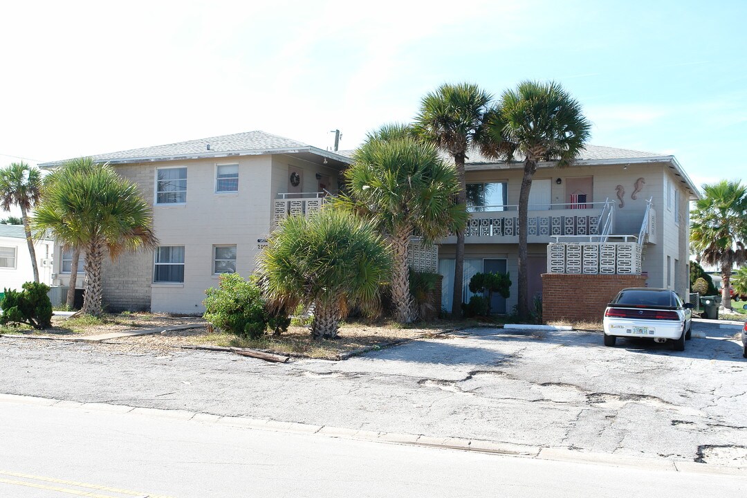 2609 Oleander Ave in Daytona Beach, FL - Foto de edificio