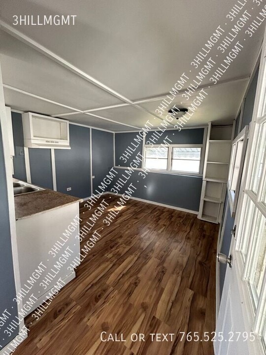 1216 S Bloomington St in Greencastle, IN - Building Photo