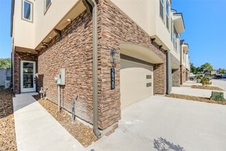 2920 El Fenice Ln in Houston, TX - Building Photo - Building Photo