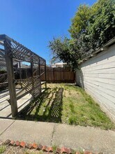 1419 84th Ave in Oakland, CA - Building Photo - Building Photo