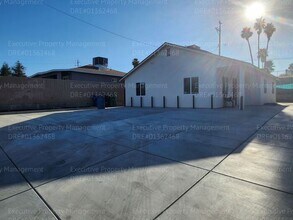 2319 Gurley St in Bakersfield, CA - Building Photo - Building Photo