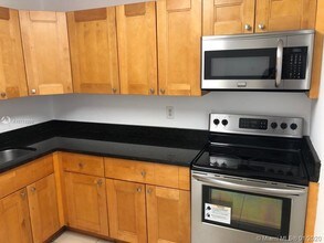 7840 Camino Real-Unit -P-303 in Miami, FL - Building Photo - Building Photo