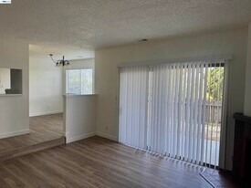 21083 Gary Dr in Hayward, CA - Building Photo