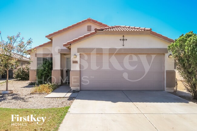 property at 1027 E Monteleone St