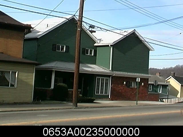 4900 Walnut St in McKeesport, PA - Building Photo