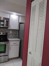 6800 Cypress Rd, Unit 107 in Plantation, FL - Building Photo - Building Photo