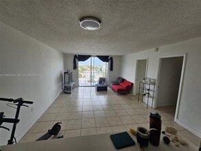 6900 Bay Dr in Miami Beach, FL - Building Photo - Building Photo