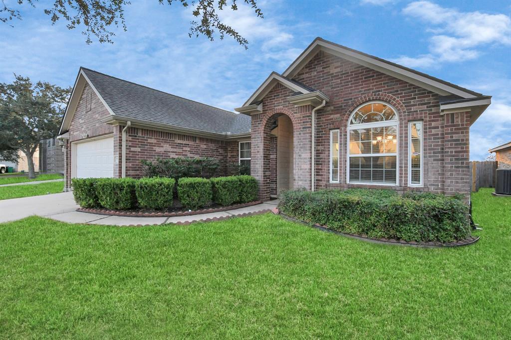 8714 7 Pines Ln in Houston, TX - Building Photo