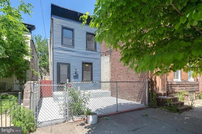 property at 2036 Amber St