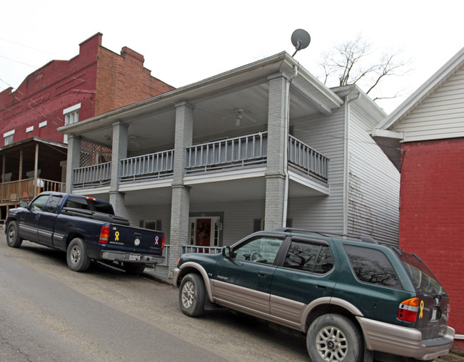 107 Joseph Ave in Williamson, WV - Building Photo - Building Photo