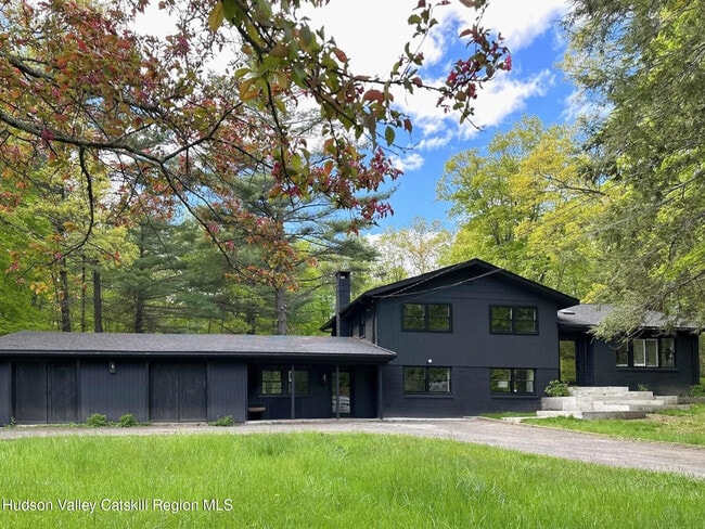 property at 13 Arnold Dr