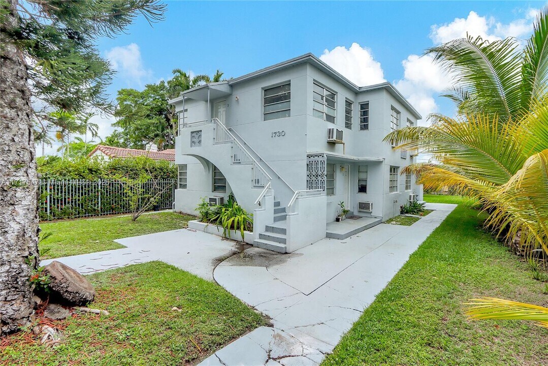 1730 Marseille Dr in Miami Beach, FL - Building Photo