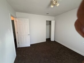 3355 SE Girard St in Topeka, KS - Building Photo - Building Photo