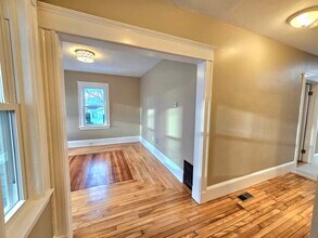 10 Alton Rd, Unit 10 in Quincy, MA - Building Photo - Building Photo