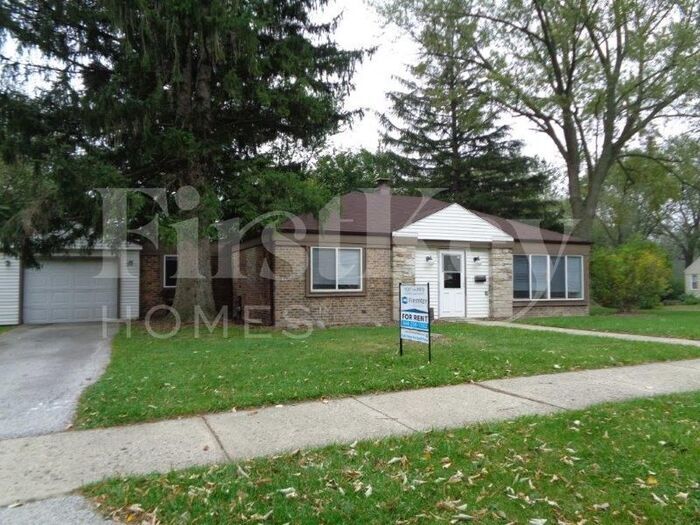 307 S Orchard Dr in Park Forest, IL - Building Photo