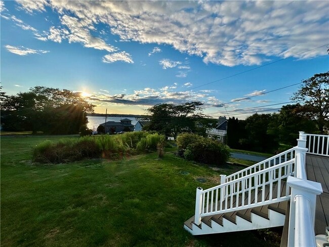 property at 32 Seaspray Way