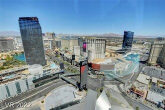 3722 Las Vegas Blvd S in Las Vegas, NV - Building Photo - Building Photo