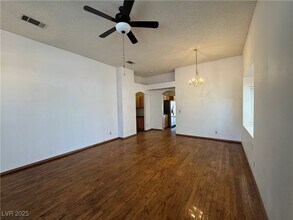 8177 Burnt Sienna St in Las Vegas, NV - Building Photo - Building Photo