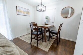 326 S C St in Lompoc, CA - Building Photo - Building Photo