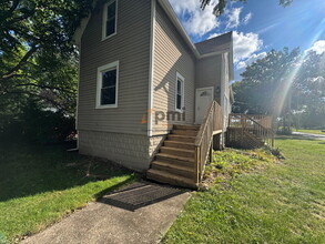 2122 Elston St in Michigan City, IN - Building Photo - Building Photo