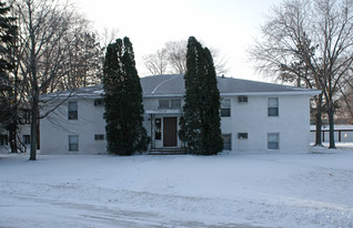 752 Southview Dr Apartments