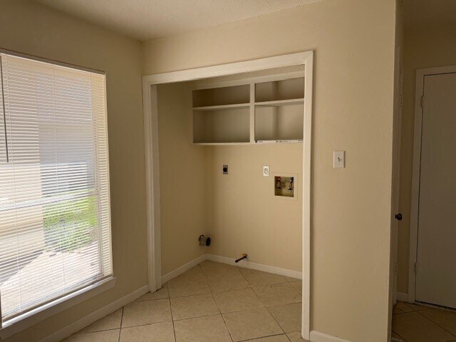 property at 11926 Alief Pl Dr