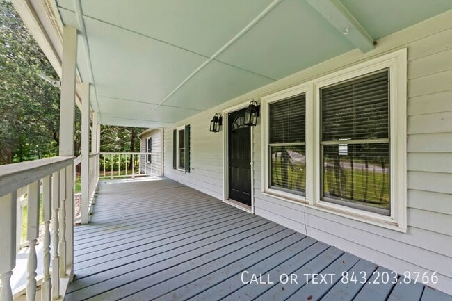 1966 Suzanne St in Johns Island, SC - Building Photo - Building Photo