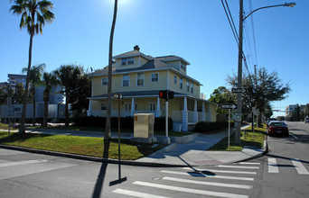 350 4th Ave S in St. Petersburg, FL - Building Photo - Building Photo