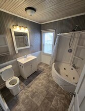 2620 37th Ave in Moline, IL - Foto de edificio - Building Photo