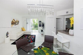 17145 N Bay Rd in Sunny Isles Beach, FL - Building Photo - Building Photo