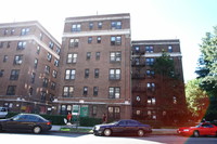 4211 Kissena Blvd in Flushing, NY - Foto de edificio - Building Photo