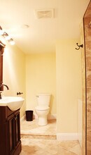 76 George St, Unit 1 in Burlington, VT - Building Photo - Building Photo
