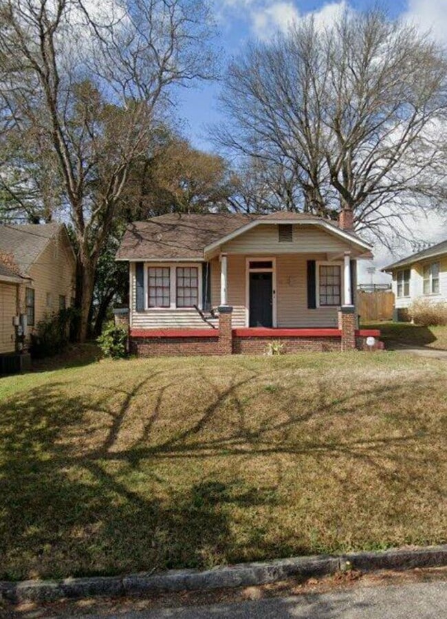 property at 47 Vonora Ave