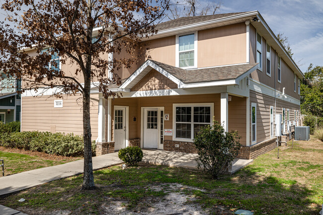 Westgate in Tallahassee, FL - Foto de edificio - Building Photo