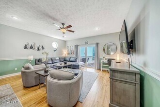 5405 Thomas Dr in Panama City Beach, FL - Building Photo - Building Photo