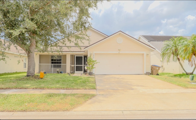 property at 2674 Willow Glen Cir