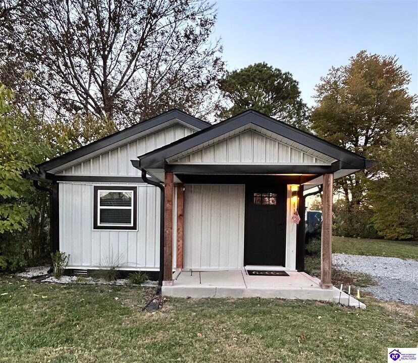 119 Gaither Station Rd in Elizabethtown, KY - Building Photo