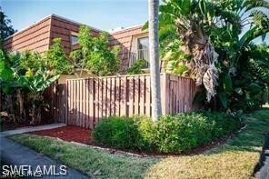 5208 Cedarbend Dr in Ft. Myers, FL - Building Photo