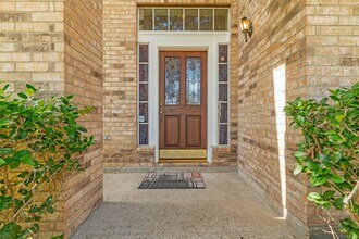 16343 Mellow Oaks Ln in Sugar Land, TX - Building Photo - Building Photo