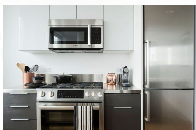 300 Ashland Pl in Brooklyn, NY - Building Photo