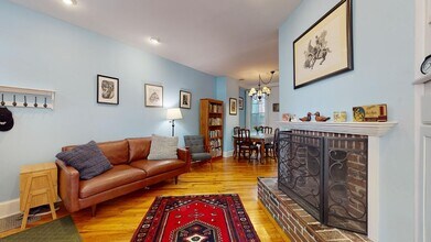 522 10th St SE in Washington, DC - Foto de edificio - Building Photo