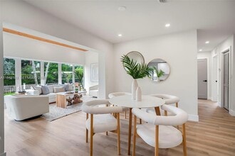 2621 SW 19th St in Fort Lauderdale, FL - Building Photo - Building Photo