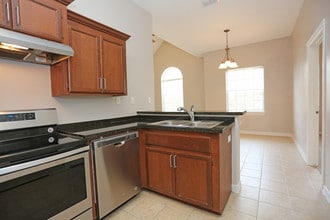 Las Misiones in Mission, TX - Foto de edificio - Interior Photo