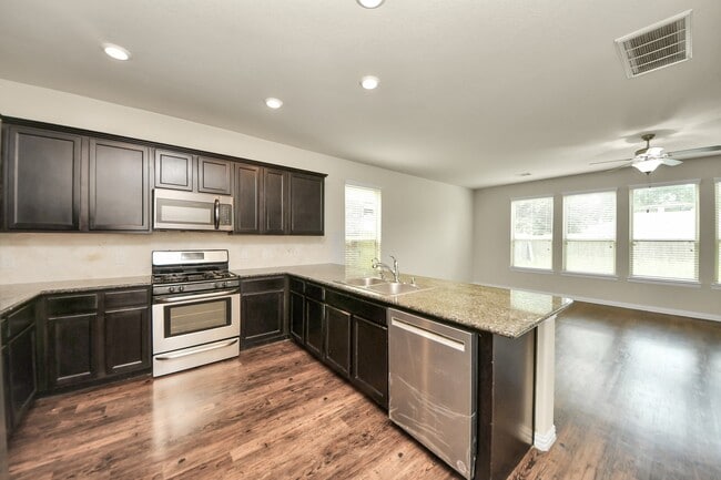 property at 1437 Northwood Springs Dr