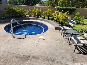 21 Craigside Pl in Honolulu, HI - Building Photo - Building Photo