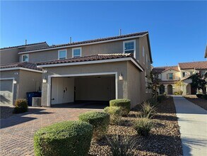 3204 Brynley Ave in Henderson, NV - Building Photo - Building Photo
