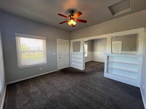 6108 Ave 426 in Dinuba, CA - Building Photo - Building Photo